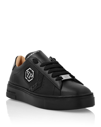 Lo-Top Crocco Printed Arrow Force Sneakers