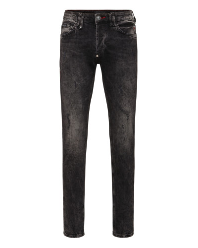 Super Straight Cut Outline Skull