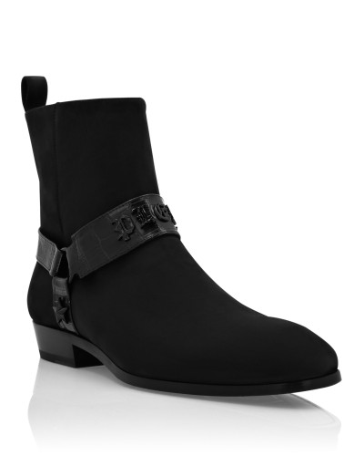 Nubuck Flat Boots Gothic Plein