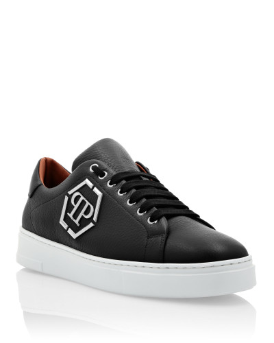 Leather Lo-Top Sneakers Hexagon