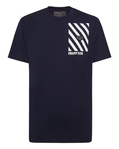 Round Neck T-Shirt Lines