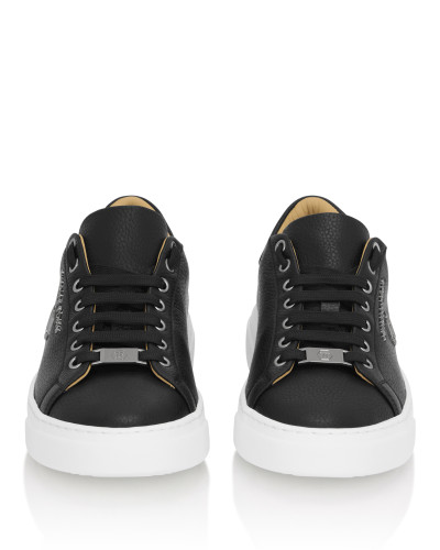 Leather Lo-Top Sneakers Hexagon