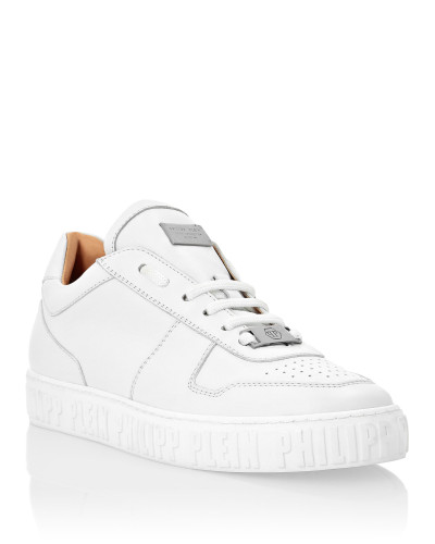 Leather Lo-Top Sneakers King Power