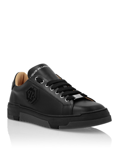 Leather Lo-Top Sneakers Hexagon