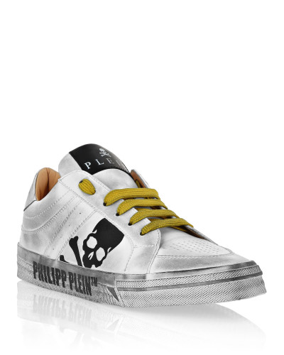 Leather Lo-Top Sneakers Retrokickz TM