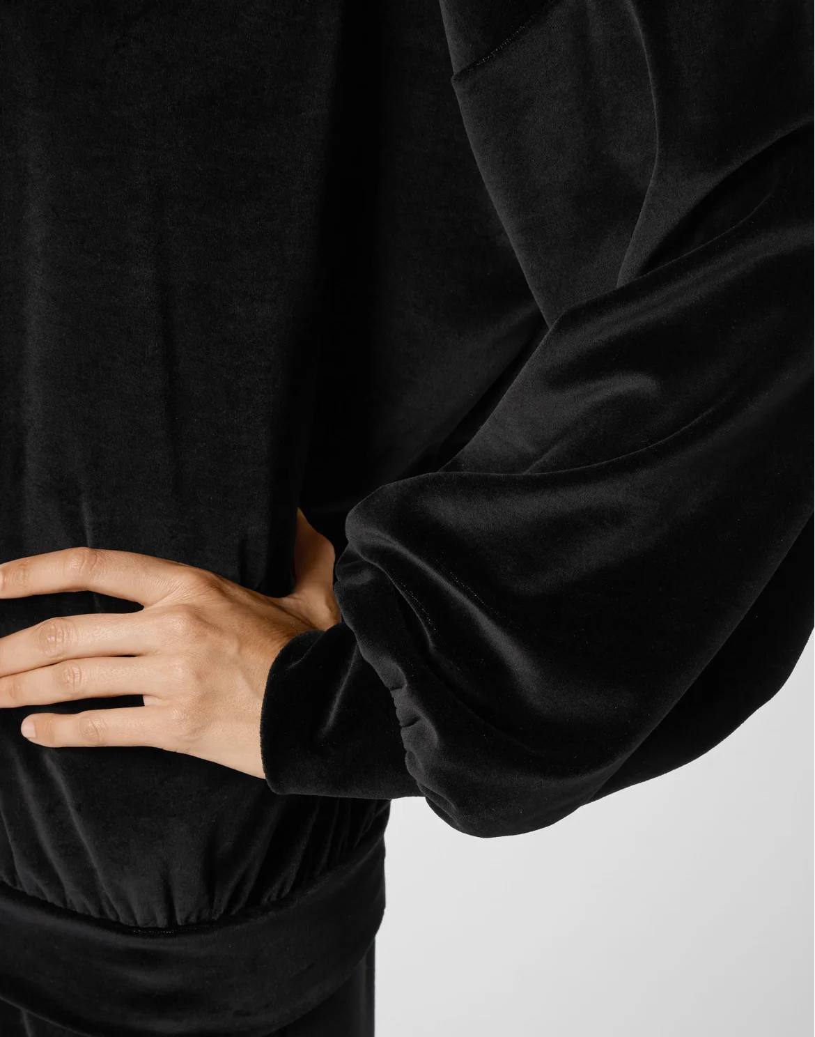 Velvet Hoodie sweatshirt Crystal Chain, цвет: Черный