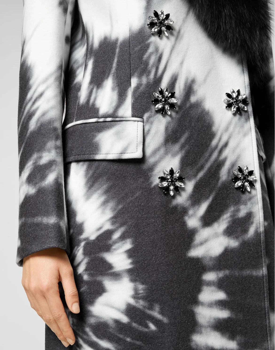 Cady Coat Long Fur Insert Tie dye, цвет: Черный