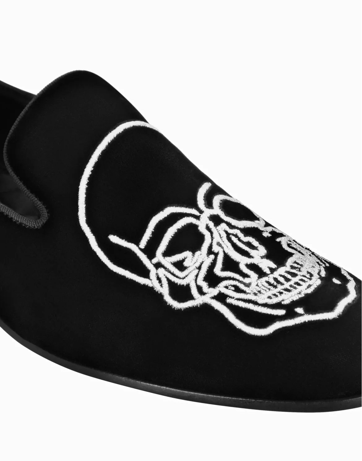 Velvet Loafers Embroidery Skull, цвет: Черный