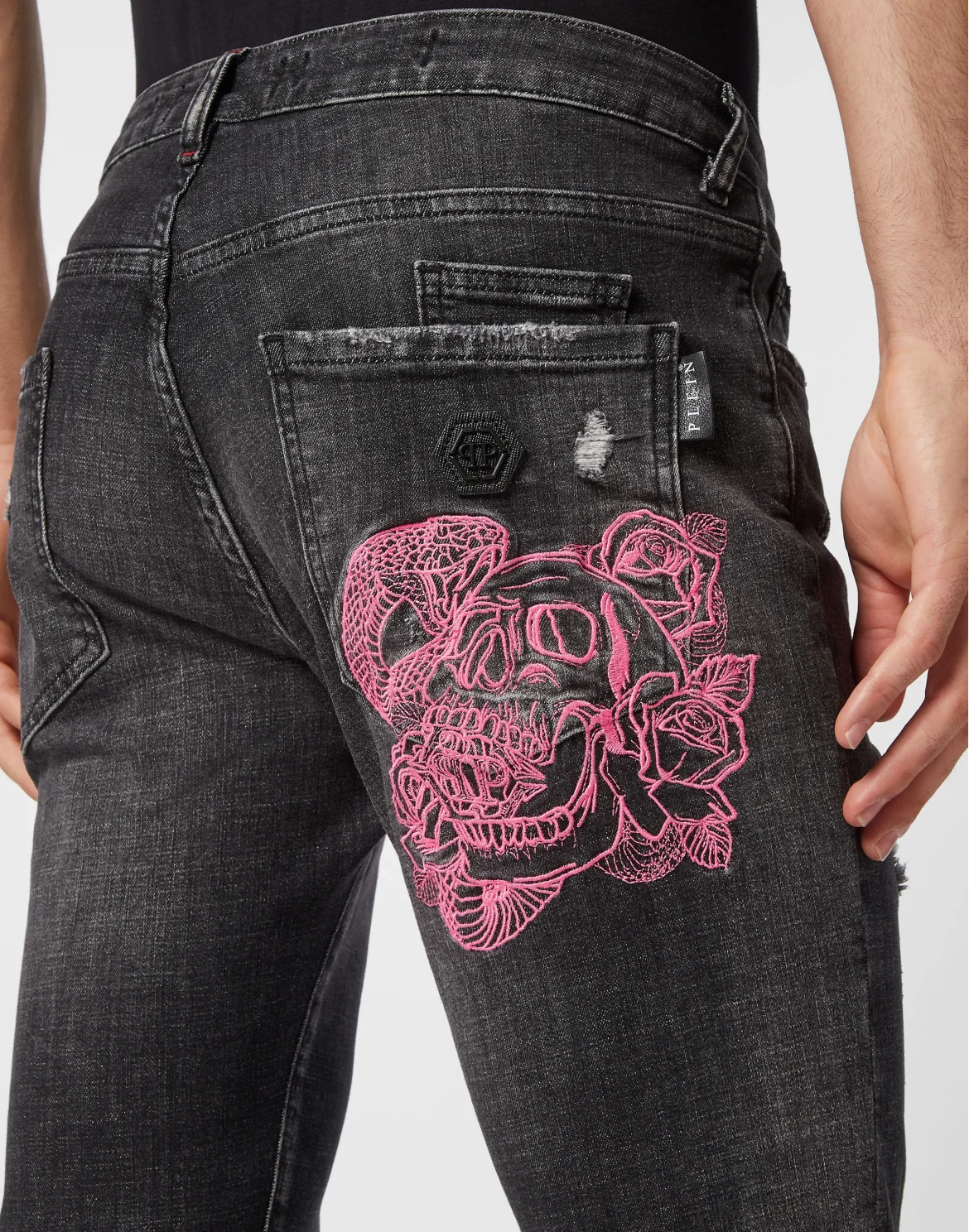 Embroidered Denim Trousers Super Straight Cut Skull, цвет: Черный
