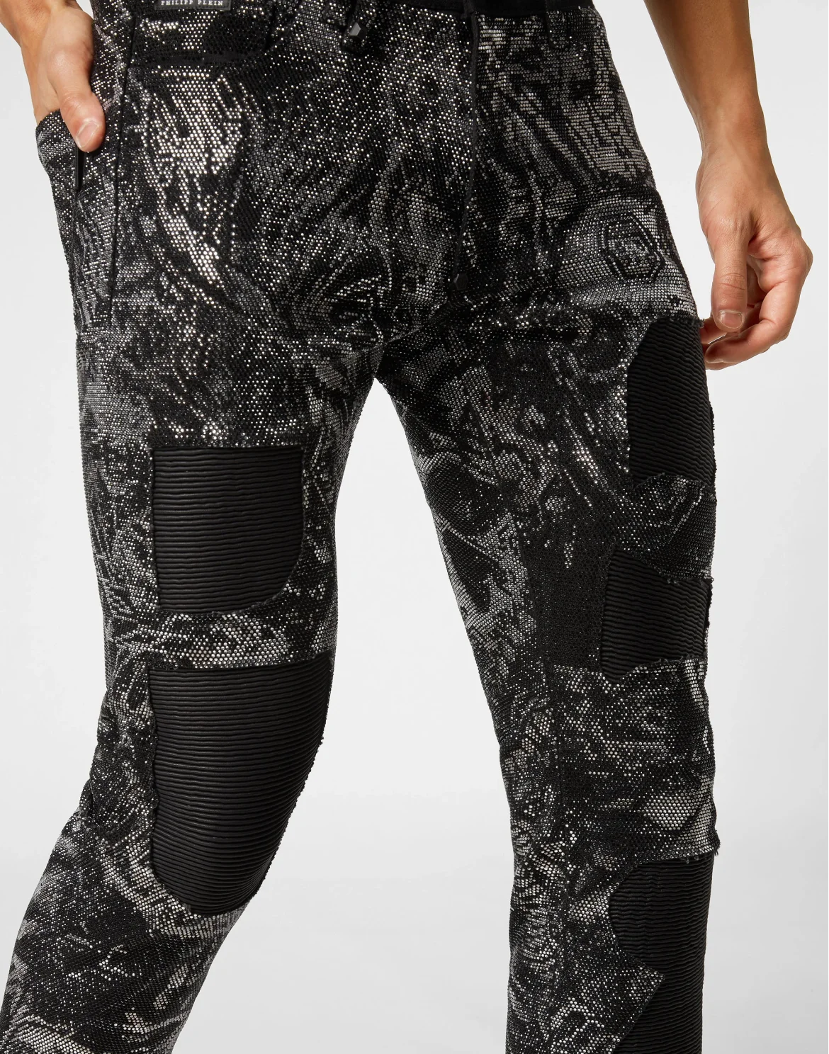 Denim Trousers Rock Star Fit with Crystals Tattoo, цвет: Черный