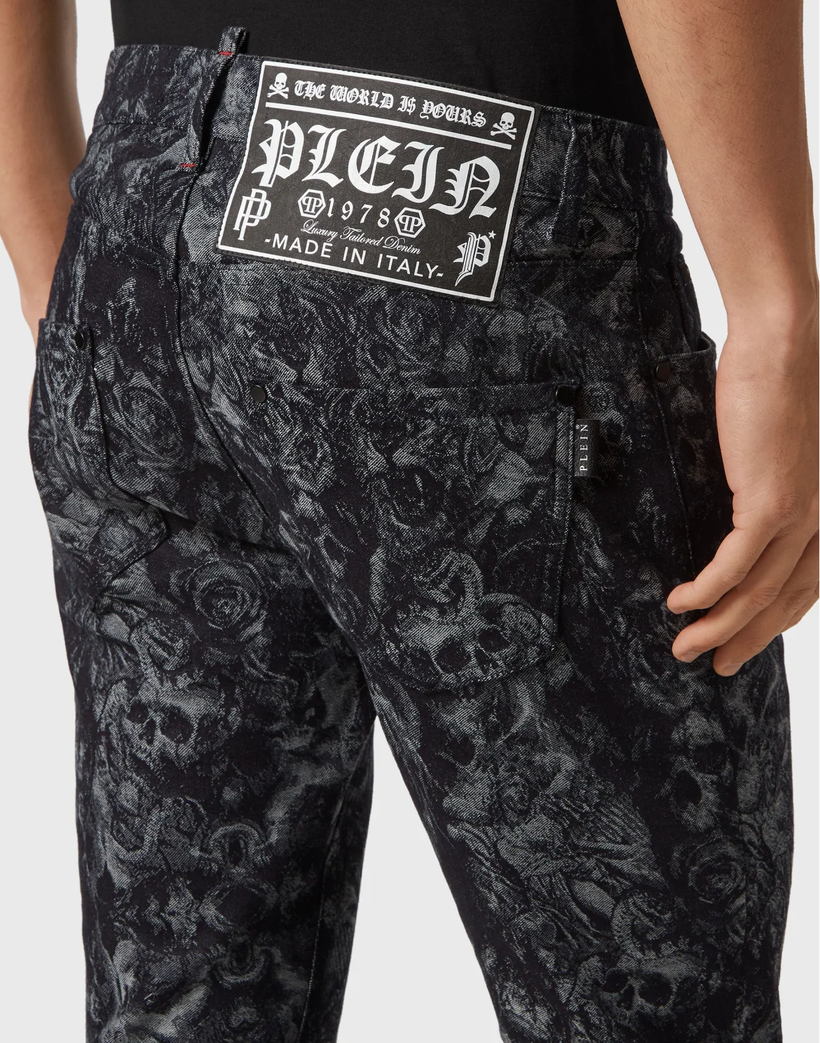 Denim Trousers Super Straight Cut Fit Tattoo, цвет: Черный