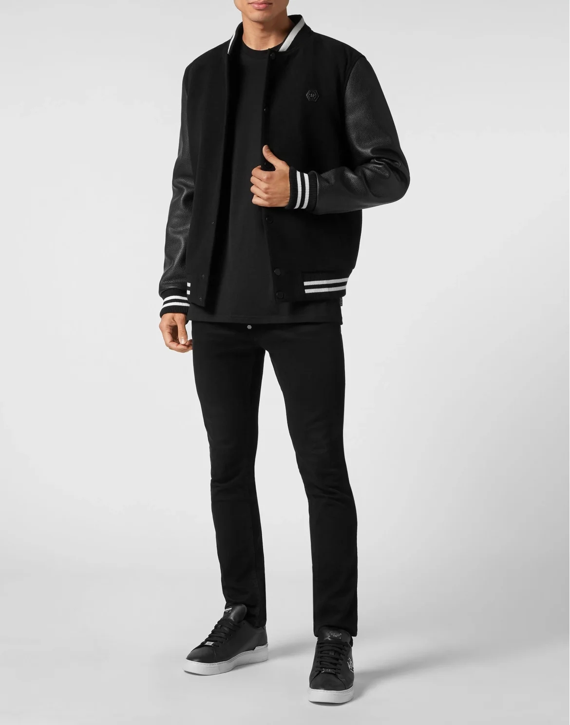 College Bomber with Deer Leather Sleeves Skull strass, цвет: Черный