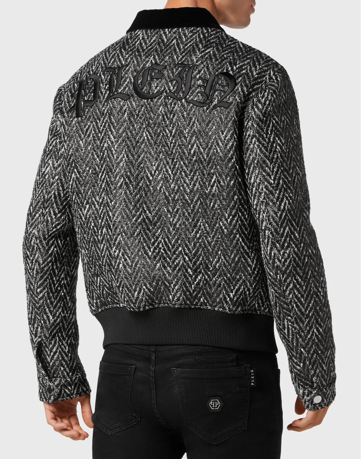 Chevron Collared Bomber Gothic Plein, цвет: Черный