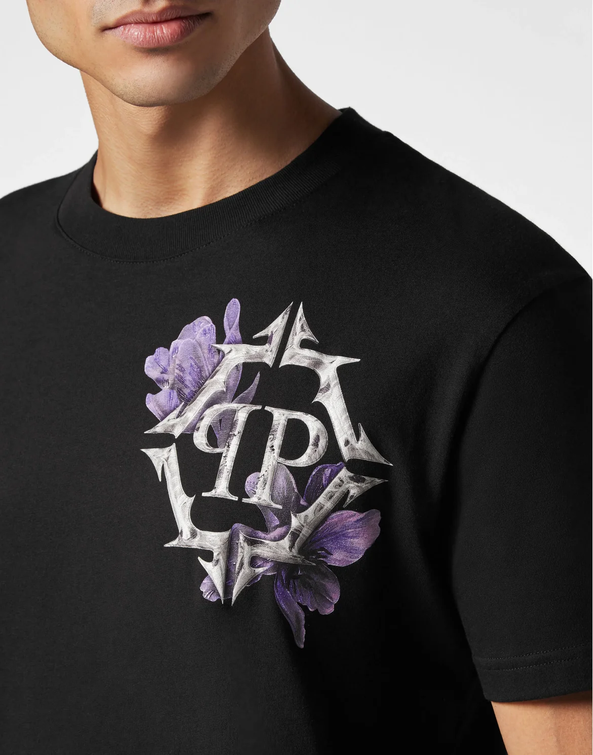 T-shirt Round Neck SS Flowers, цвет: Черный