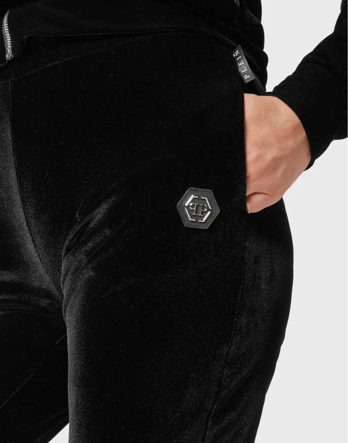 Chenille Tracksuit Teddy Bear, цвет: Черный