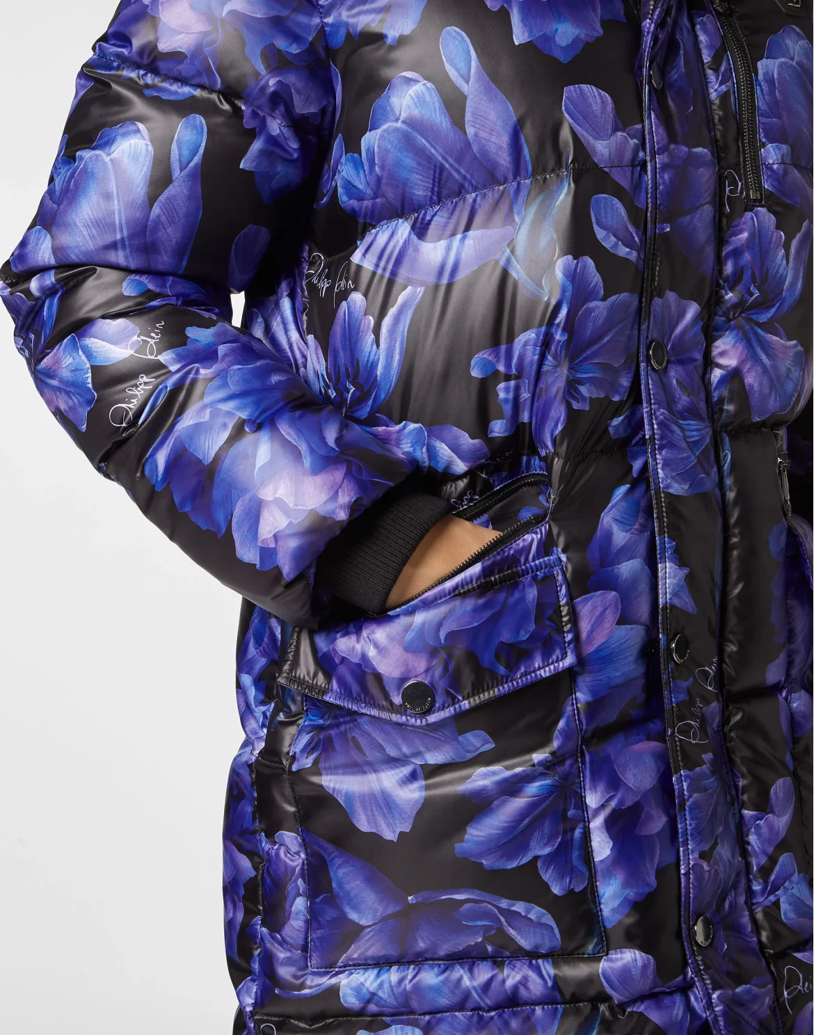 Nylon Parka with Fur Flowers, цвет: Черный