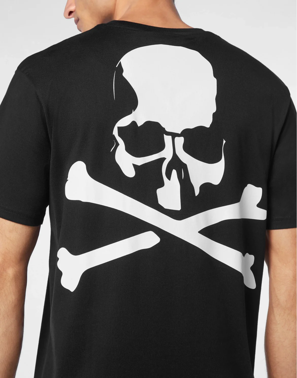 T-shirt V-Neck SS Skull&Bones, цвет: Черный