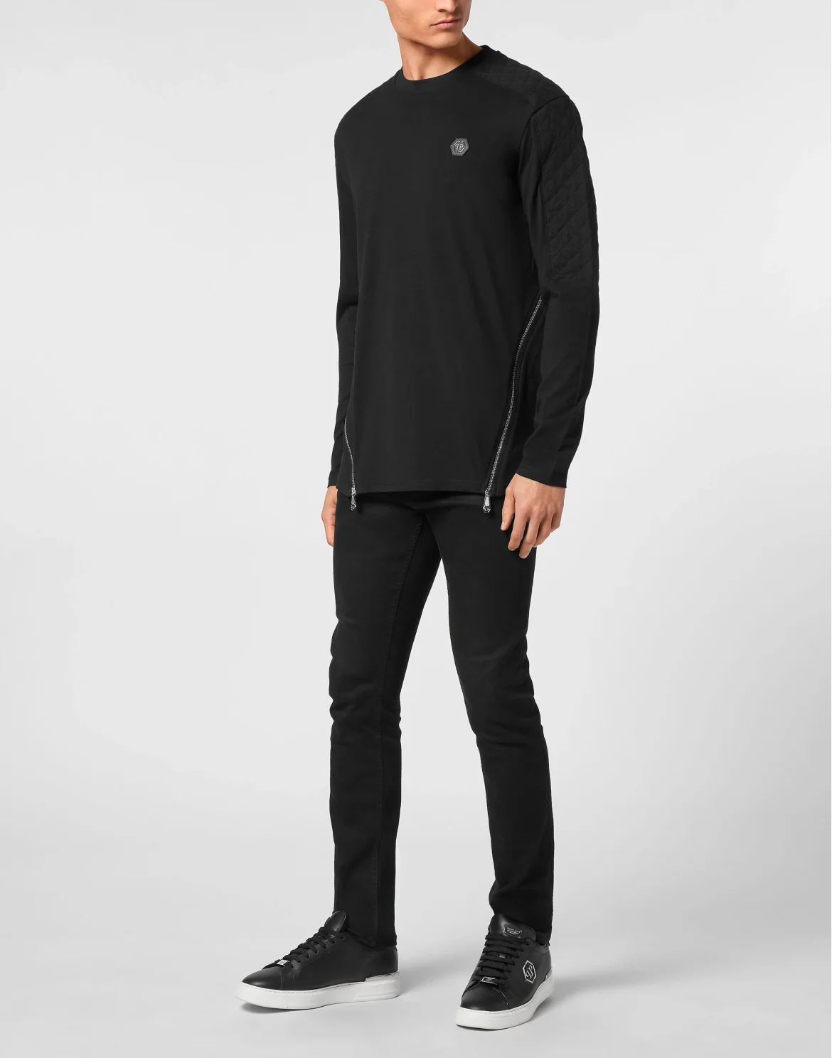 T-shirt Round Neck LS Studs, цвет: Черный