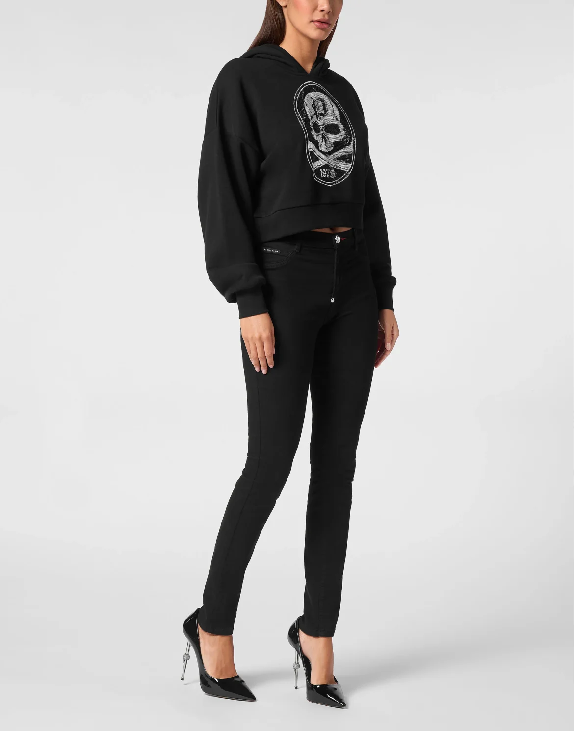 Cropped Hoodie Sweatshirt Strass Skull&Bones, цвет: Черный