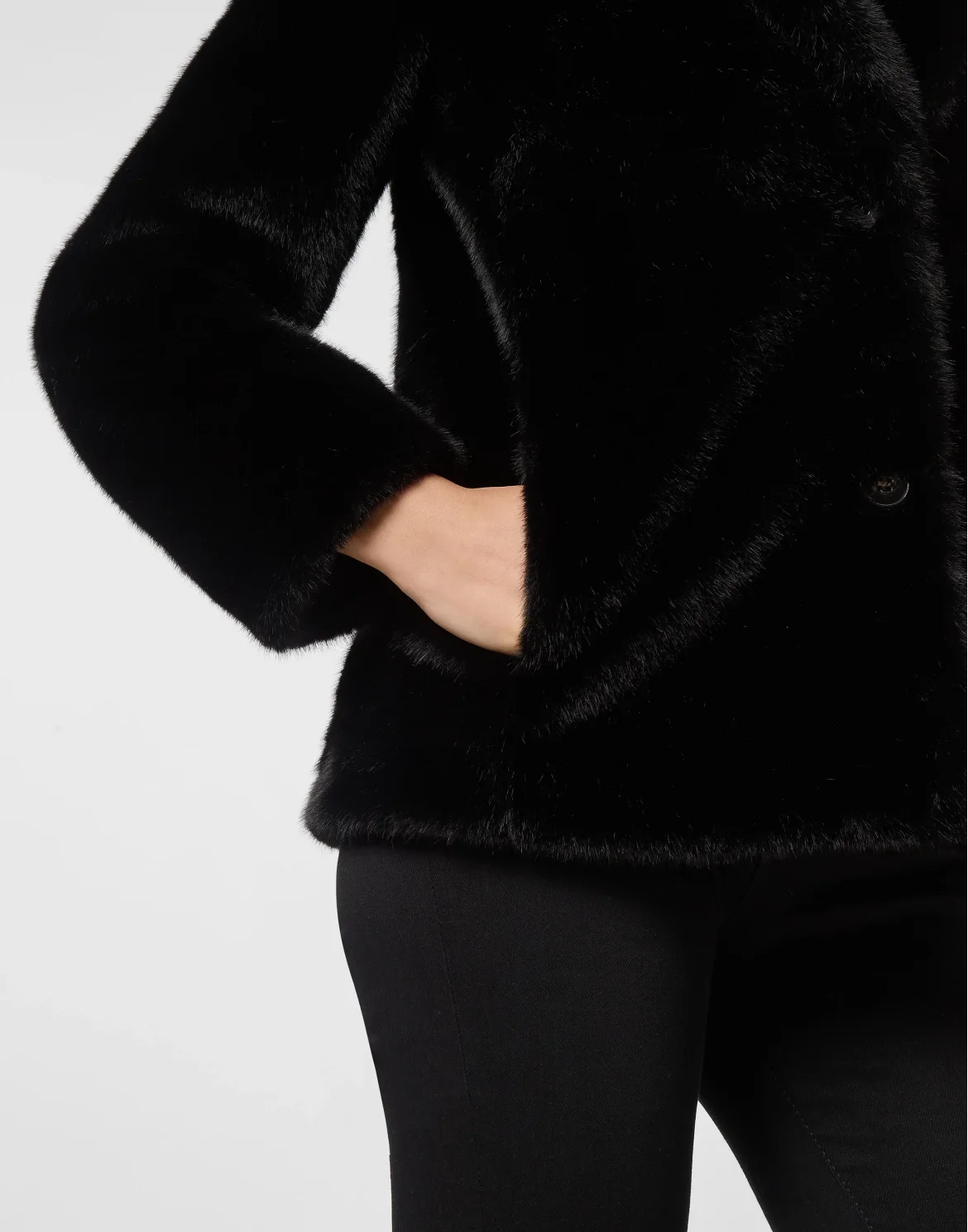 Eco Mink Short Coat Skull&Bones, цвет: Черный