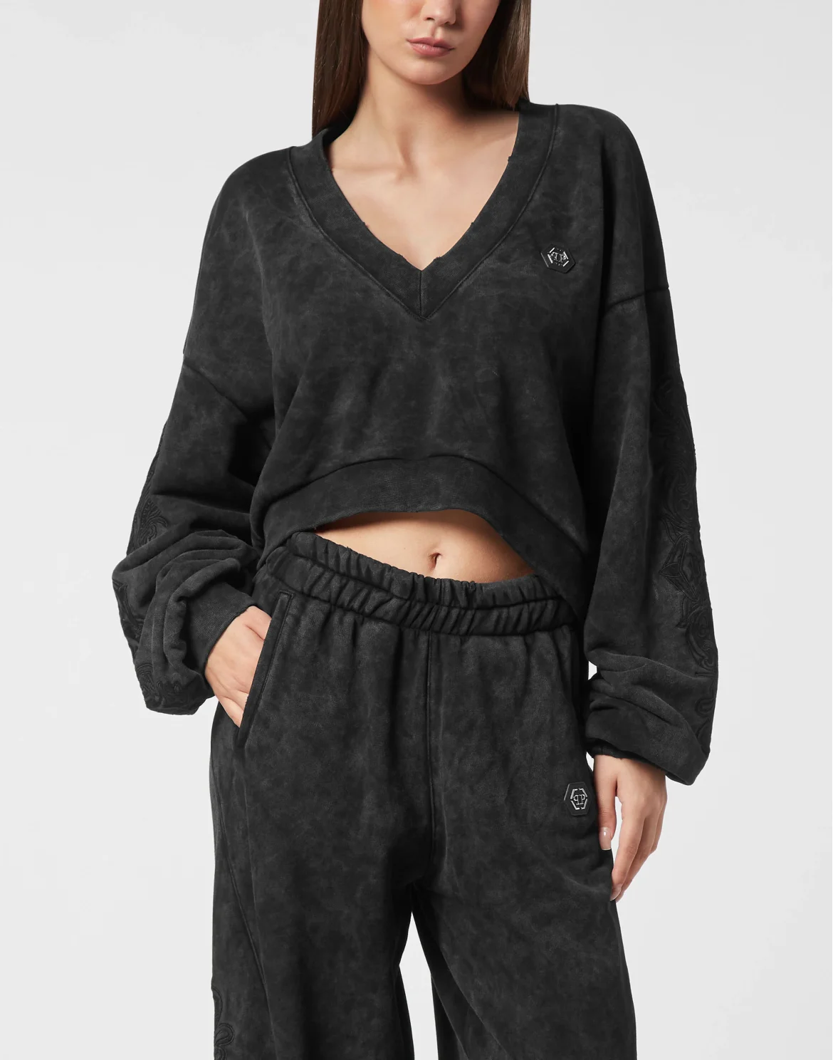 Washed V-Neck Sweatshirt Piercing, цвет: Черный