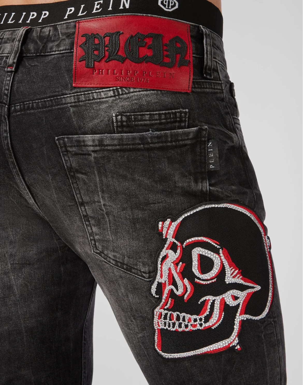 Super Straight Cut Outline Skull, цвет: Черный