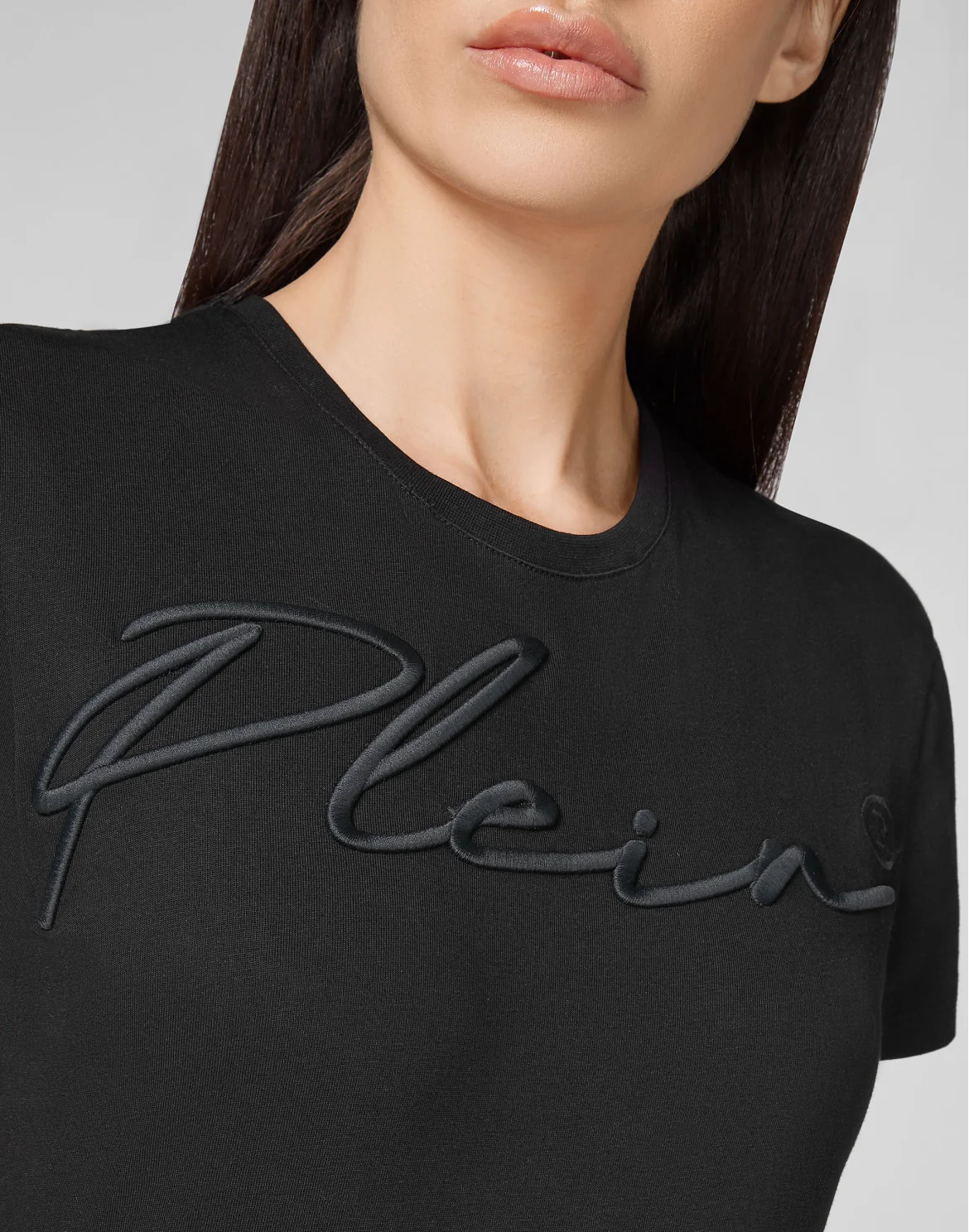 Satin T-shirt Round Neck SS Embroidery Signature, цвет: Черный