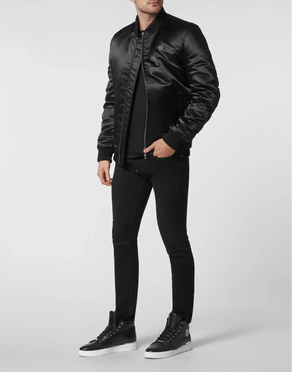 Satin Bomber Skull, цвет: Черный