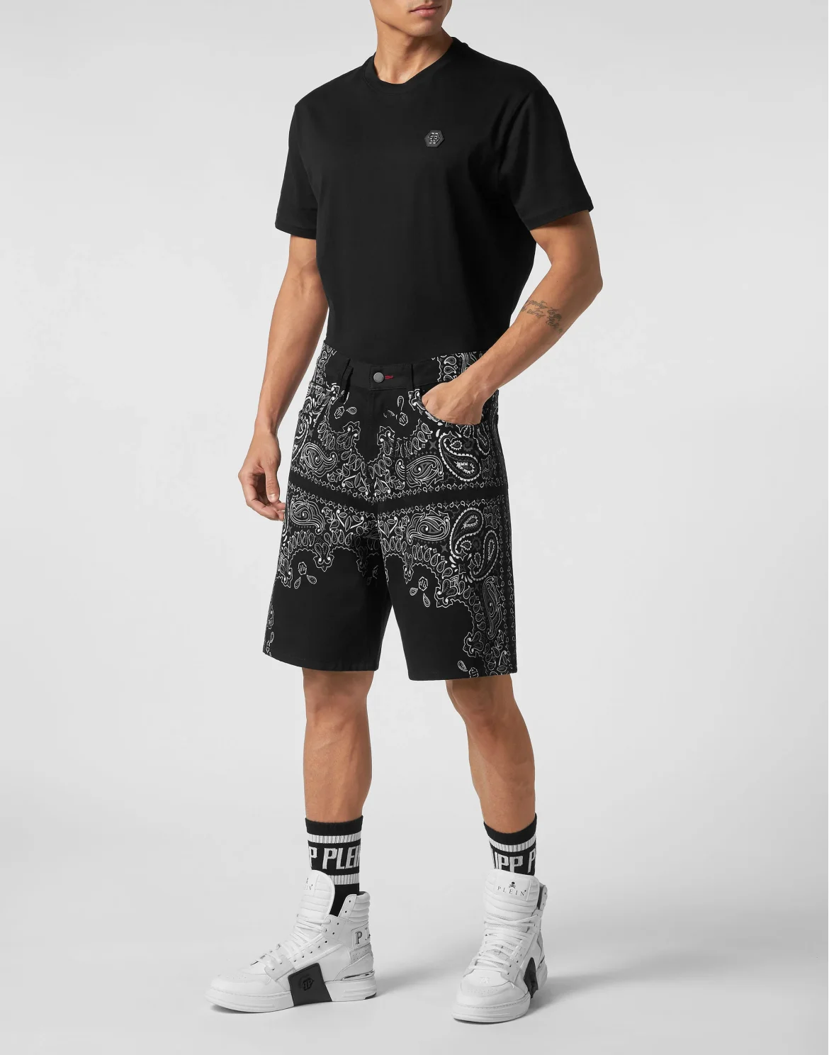 Denim Shorts Paisley Bandana, цвет: Черный