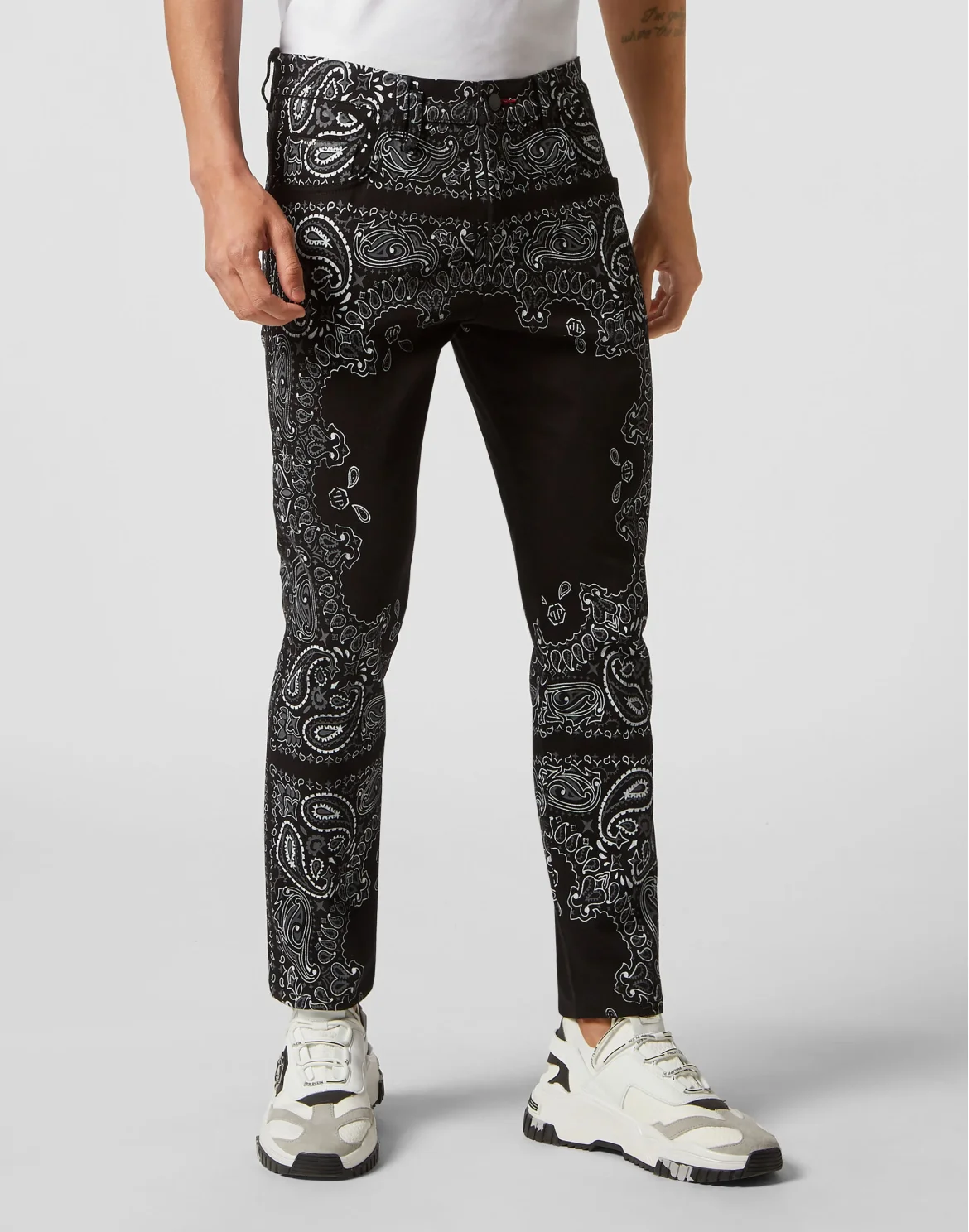 Denim Trousers Skinny Fit Paisley Bandana, цвет: Черный