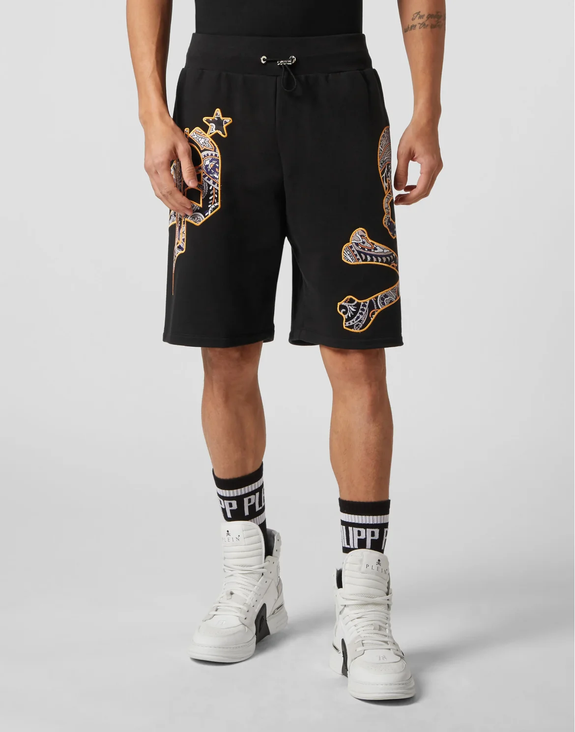 Satin Jogging Shorts Paisley Gothic Plein, цвет: Черный