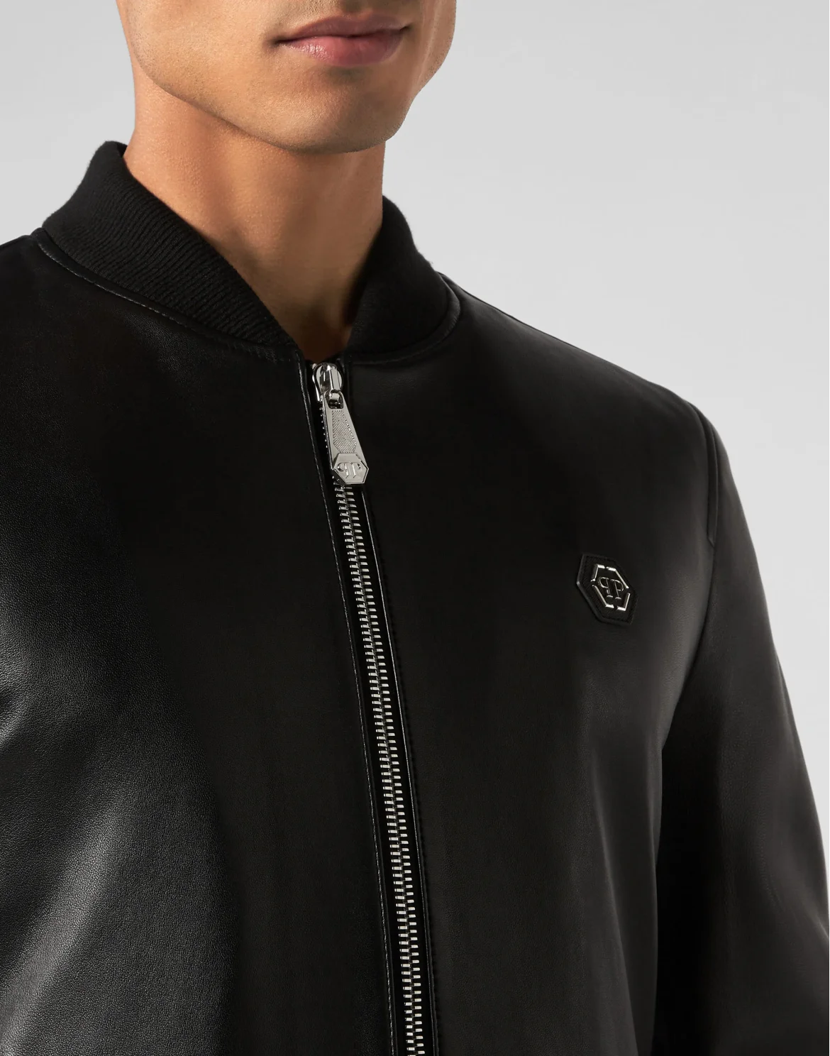 Leather Bomber Paisley Stones, цвет: Черный