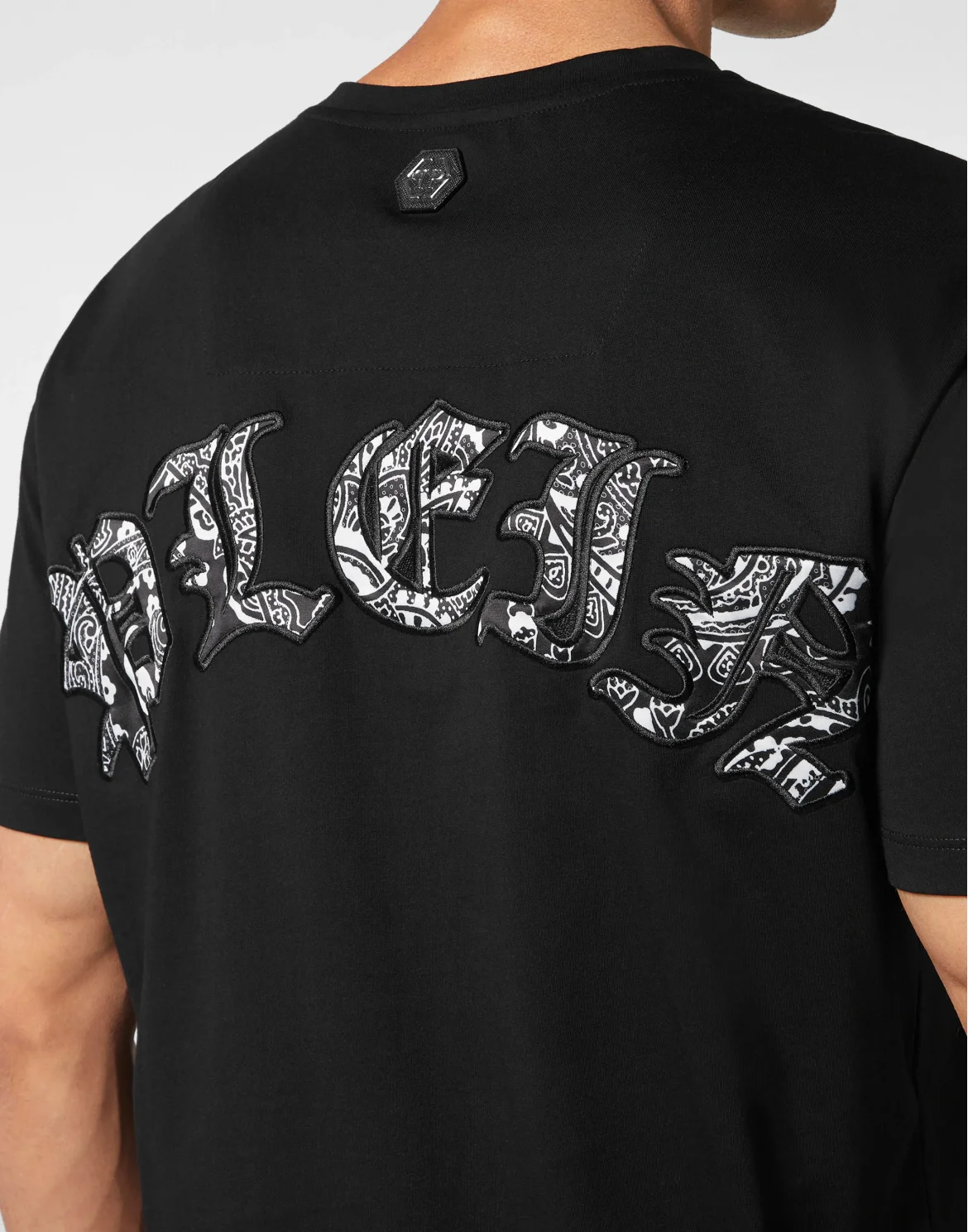 T-shirt Round Neck SS Paisley Gothic Plein, цвет: Черный