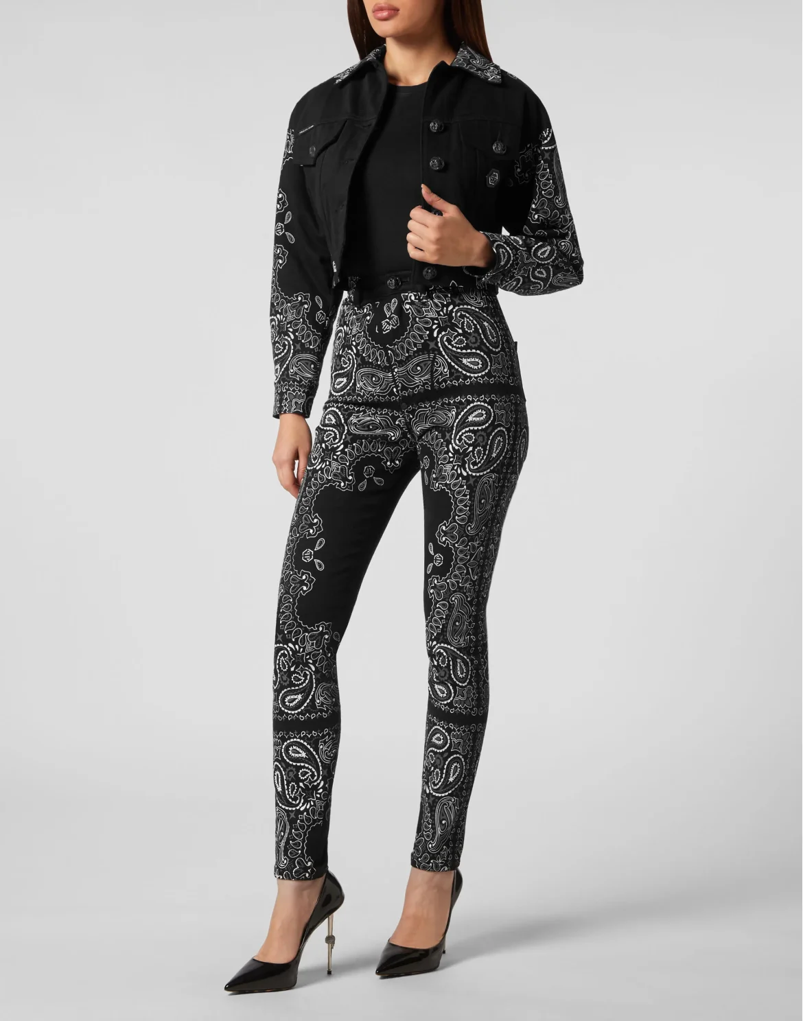 Denim Cropped Jacket Paisley Bandana, цвет: Черный