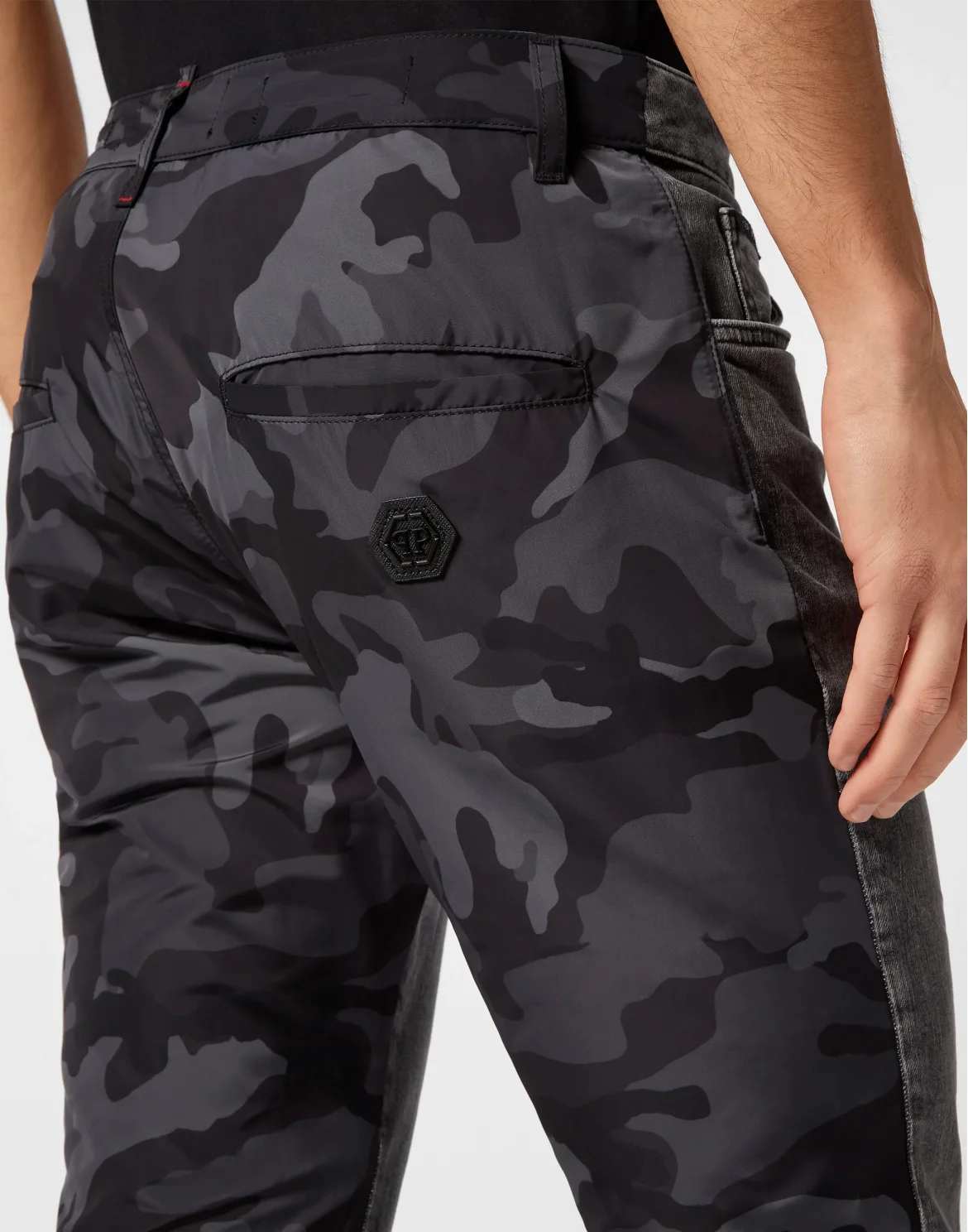 Super Straight Cut Trousers Camouflage, цвет: Черный
