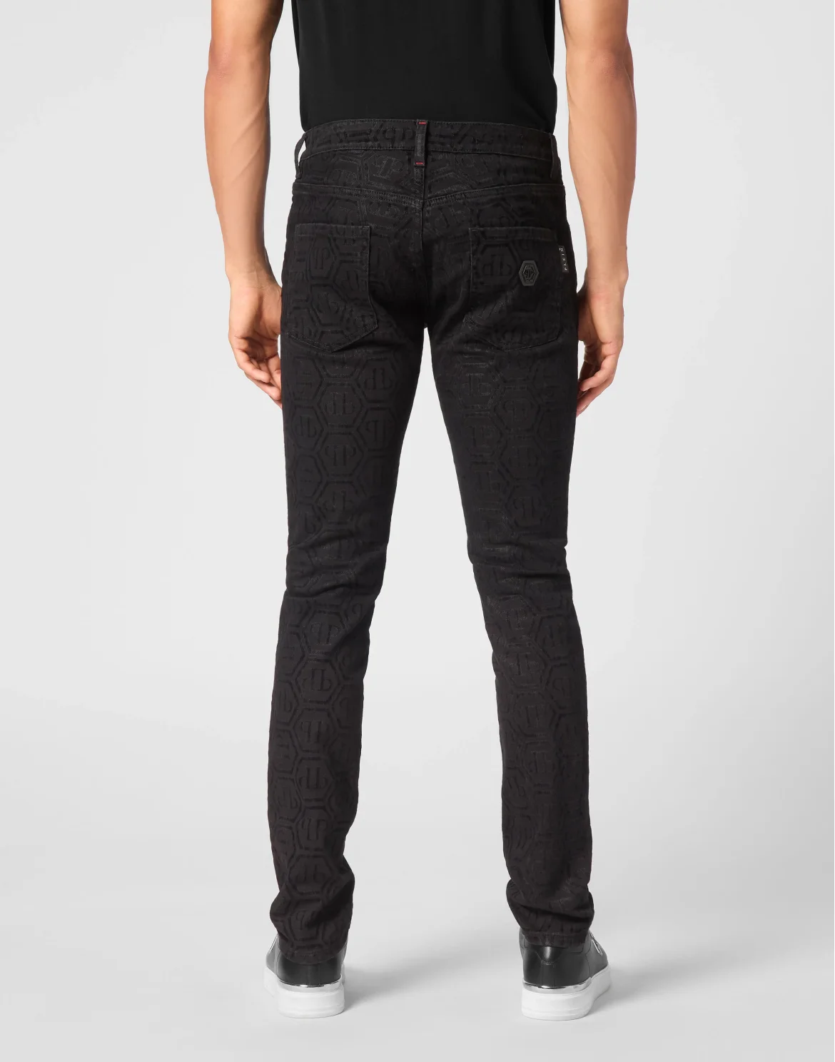Super Straight Cut Monogram, цвет: Черный