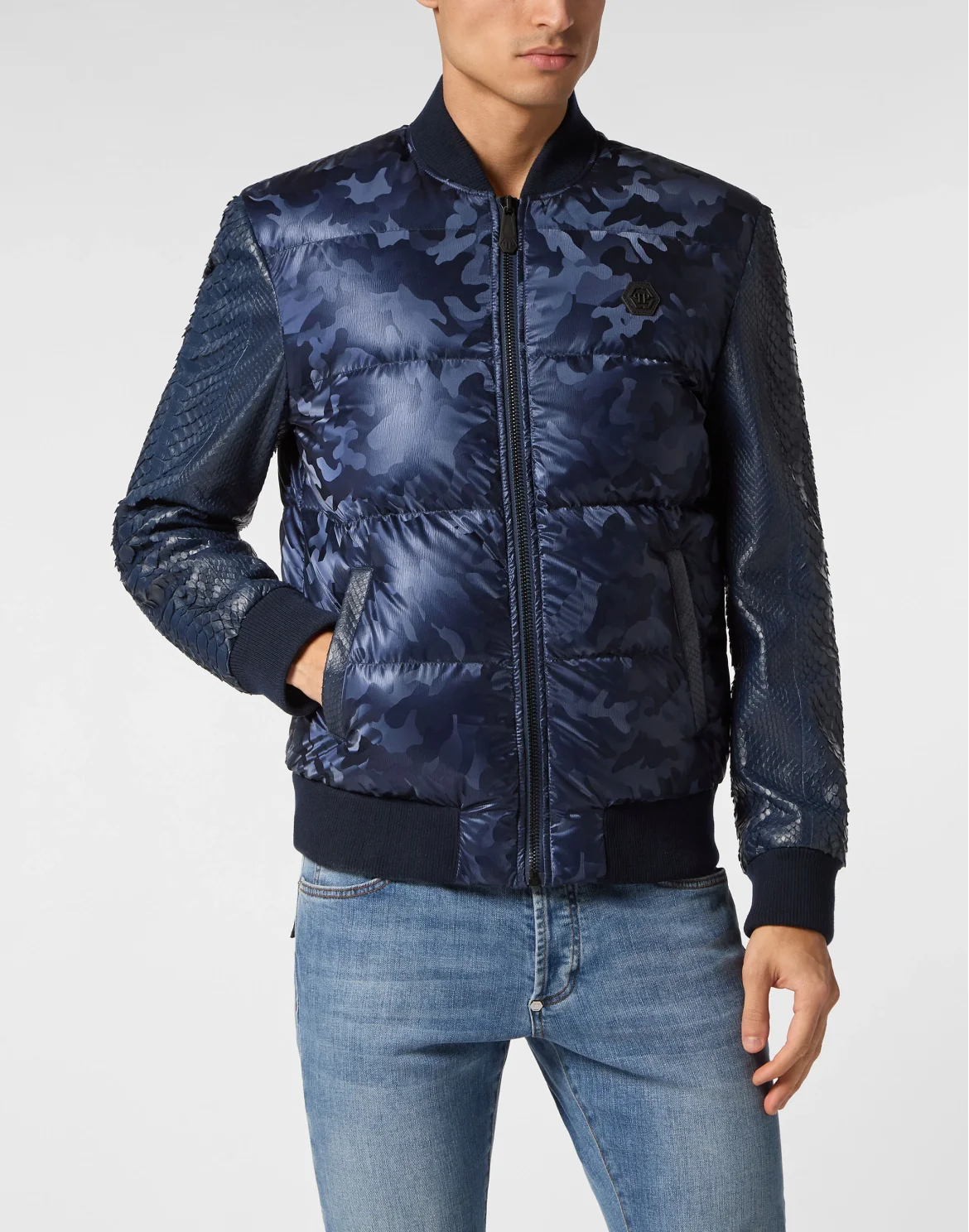 Nylon Bomber With Python Sleeves Camouflage, цвет: Синий