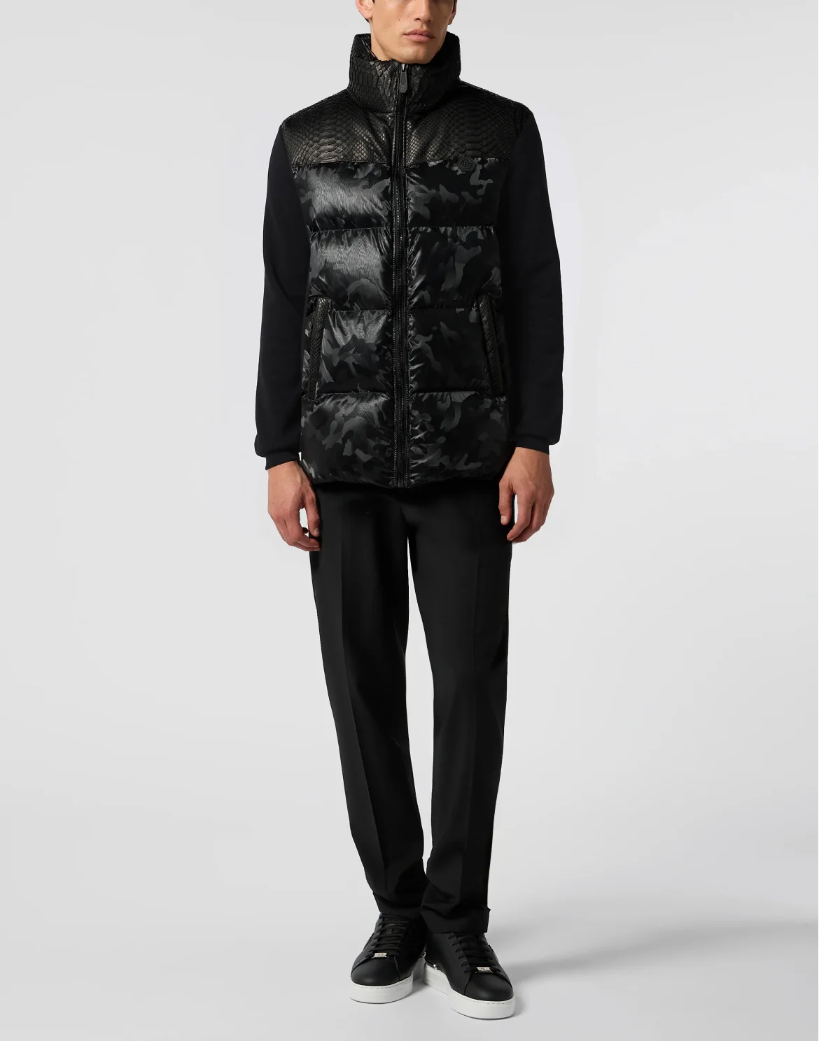 Down Jacket Vest With Python Inserts, цвет: Черный