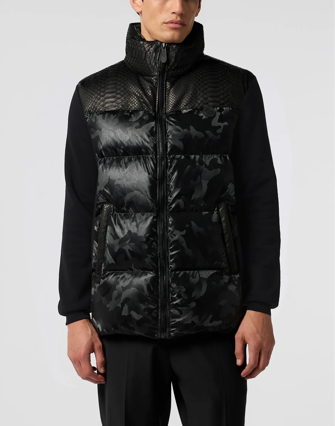 Down Jacket Vest With Python Inserts, цвет: Черный