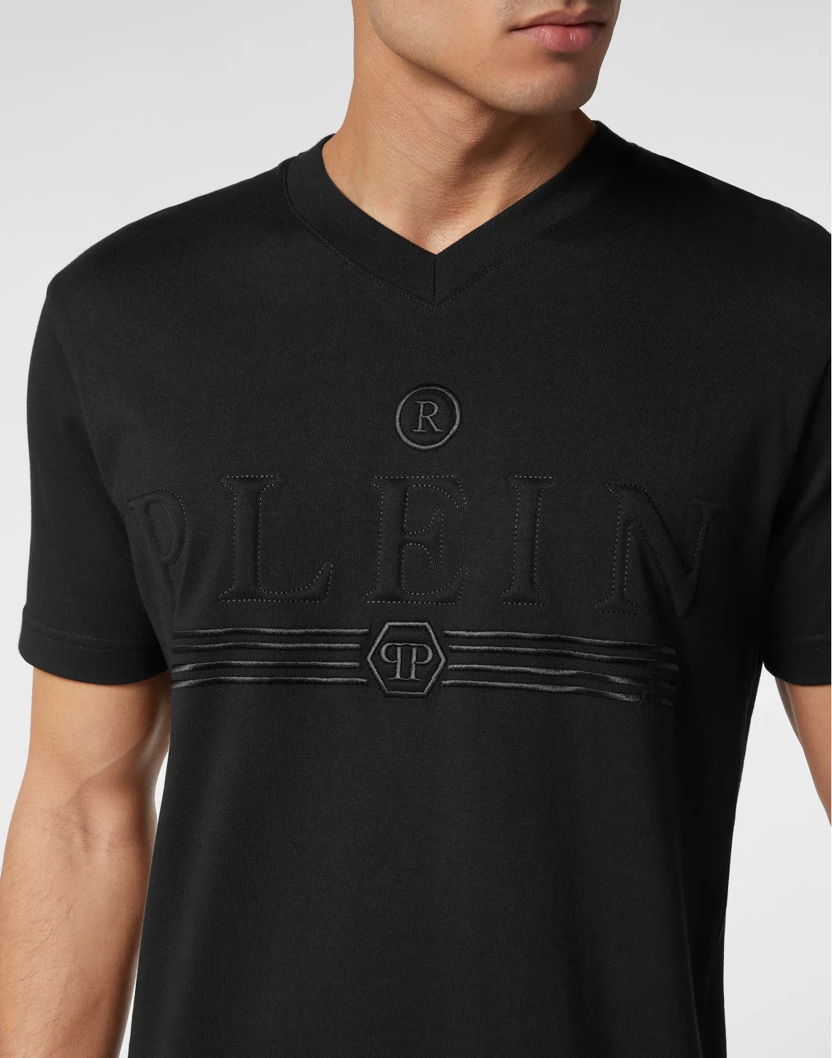 T-shirt V-Neck SS, цвет: Черный
