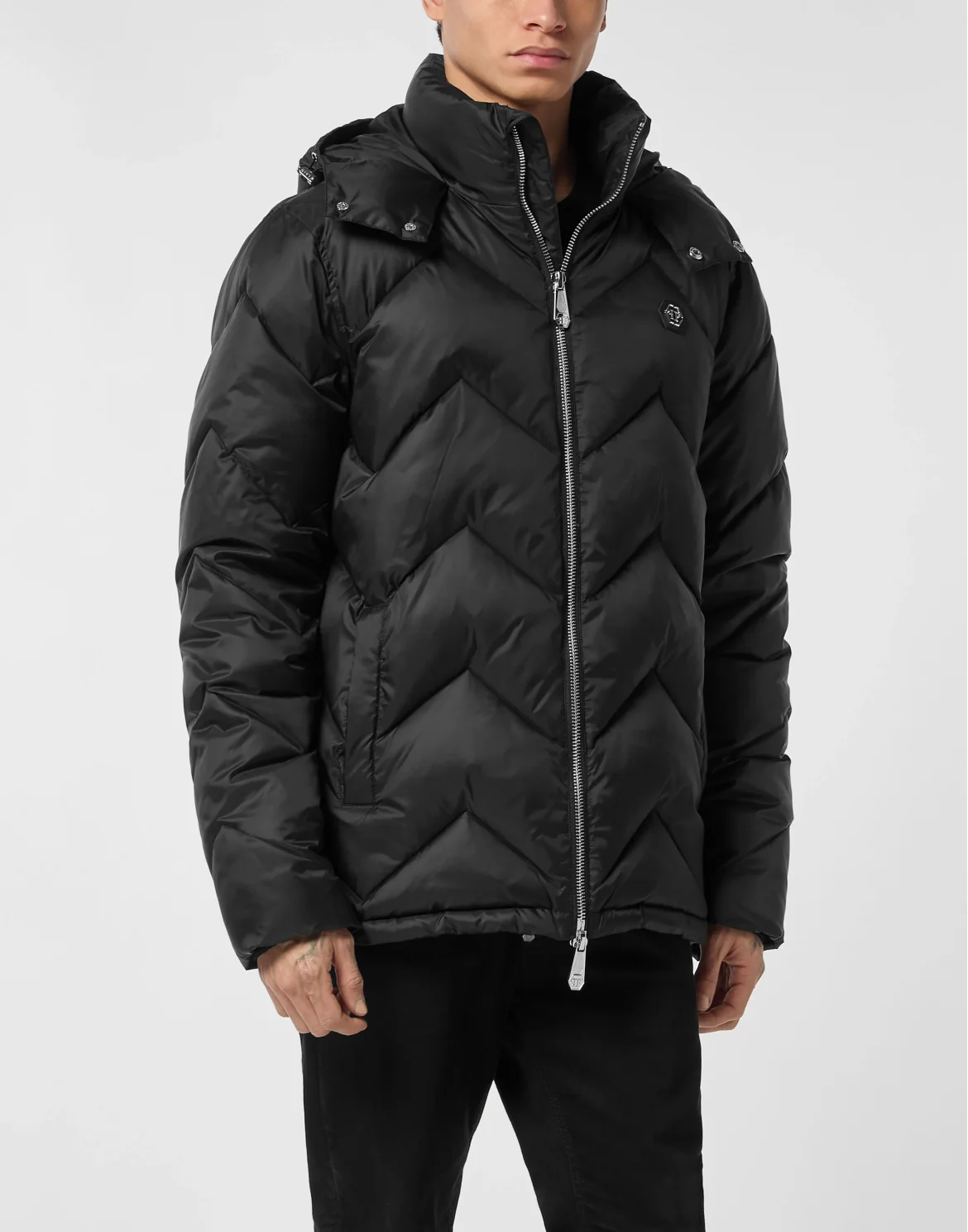 Nylon Short Puffer Jacket Zigzag, цвет: Черный