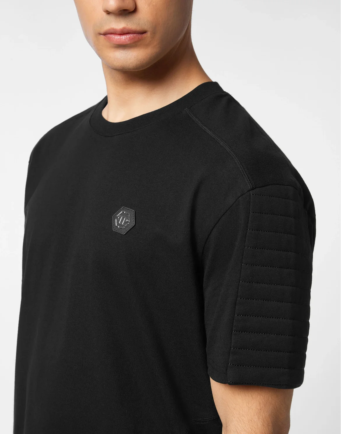 Round Neck T-Shirt Biker Cut, цвет: Черный