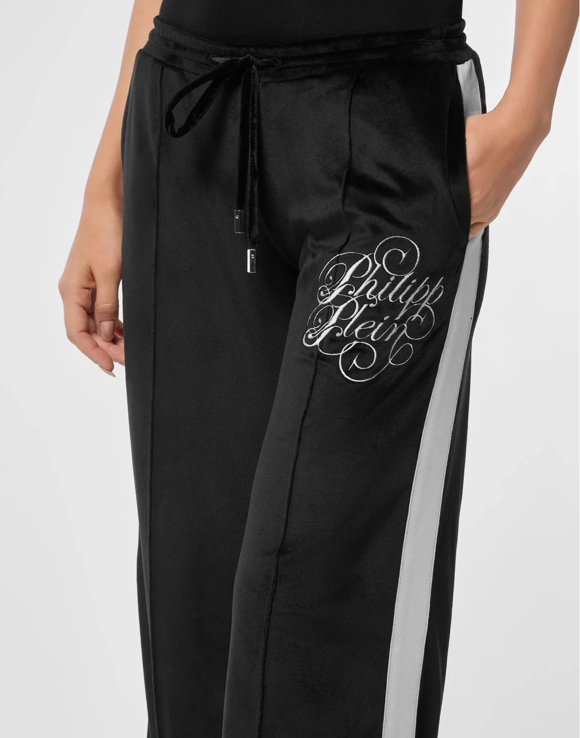 Chenille Straight Tracksuit Trousers Signature, цвет: Черный