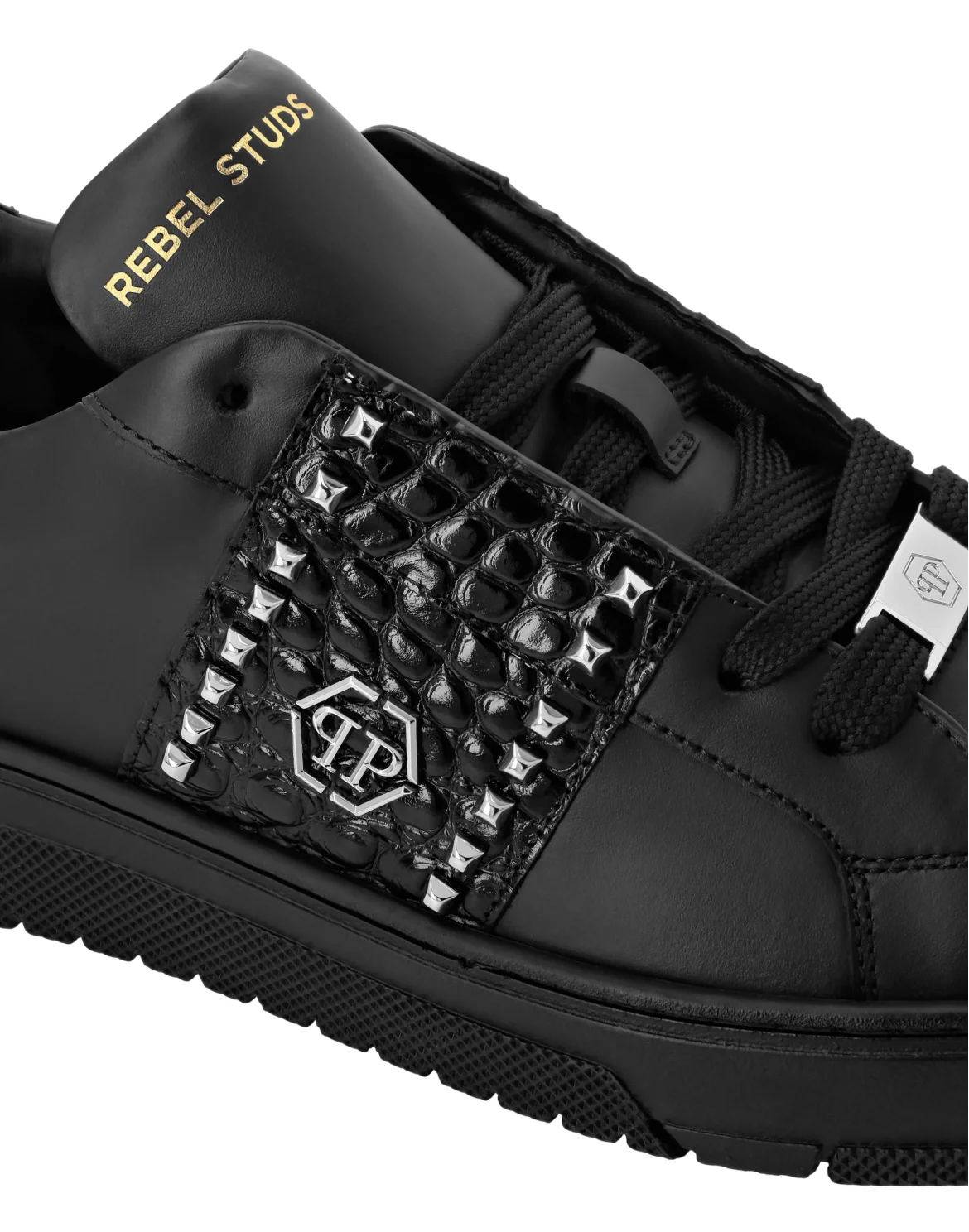 Low Top Sneakers Rebel Studs, цвет: Черный