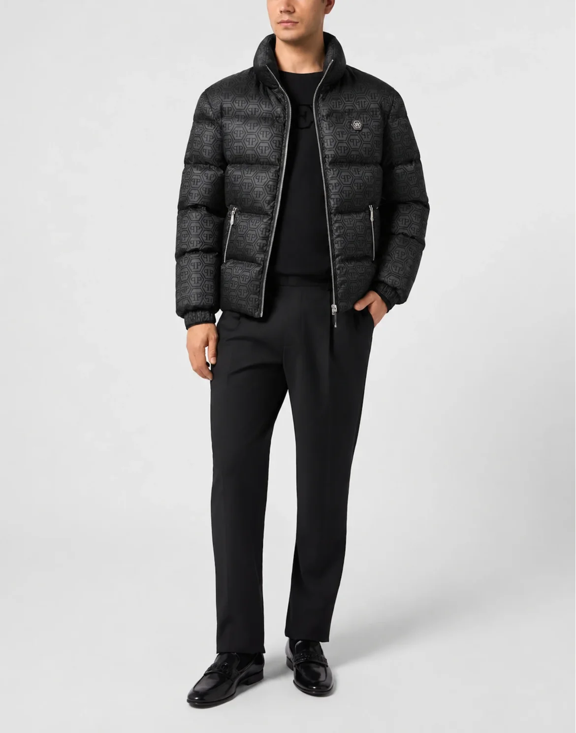 Short Nylon Puffer Jacket Monogram, цвет: Черный