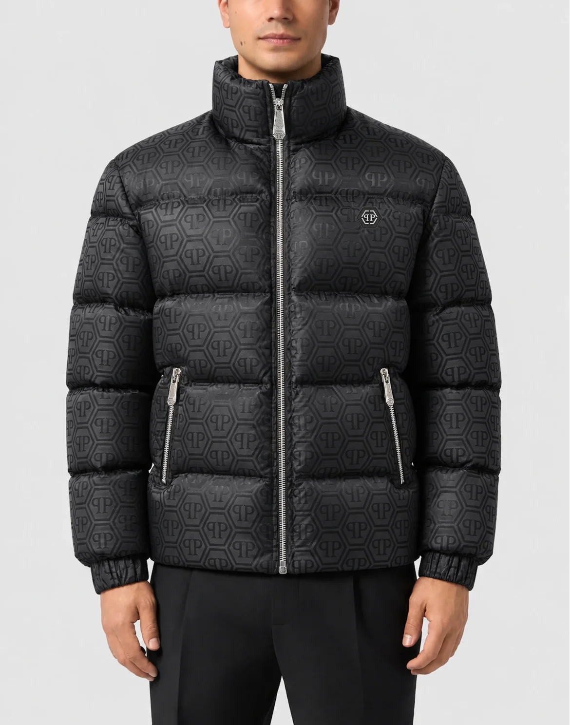 Short Nylon Puffer Jacket Monogram, цвет: Черный