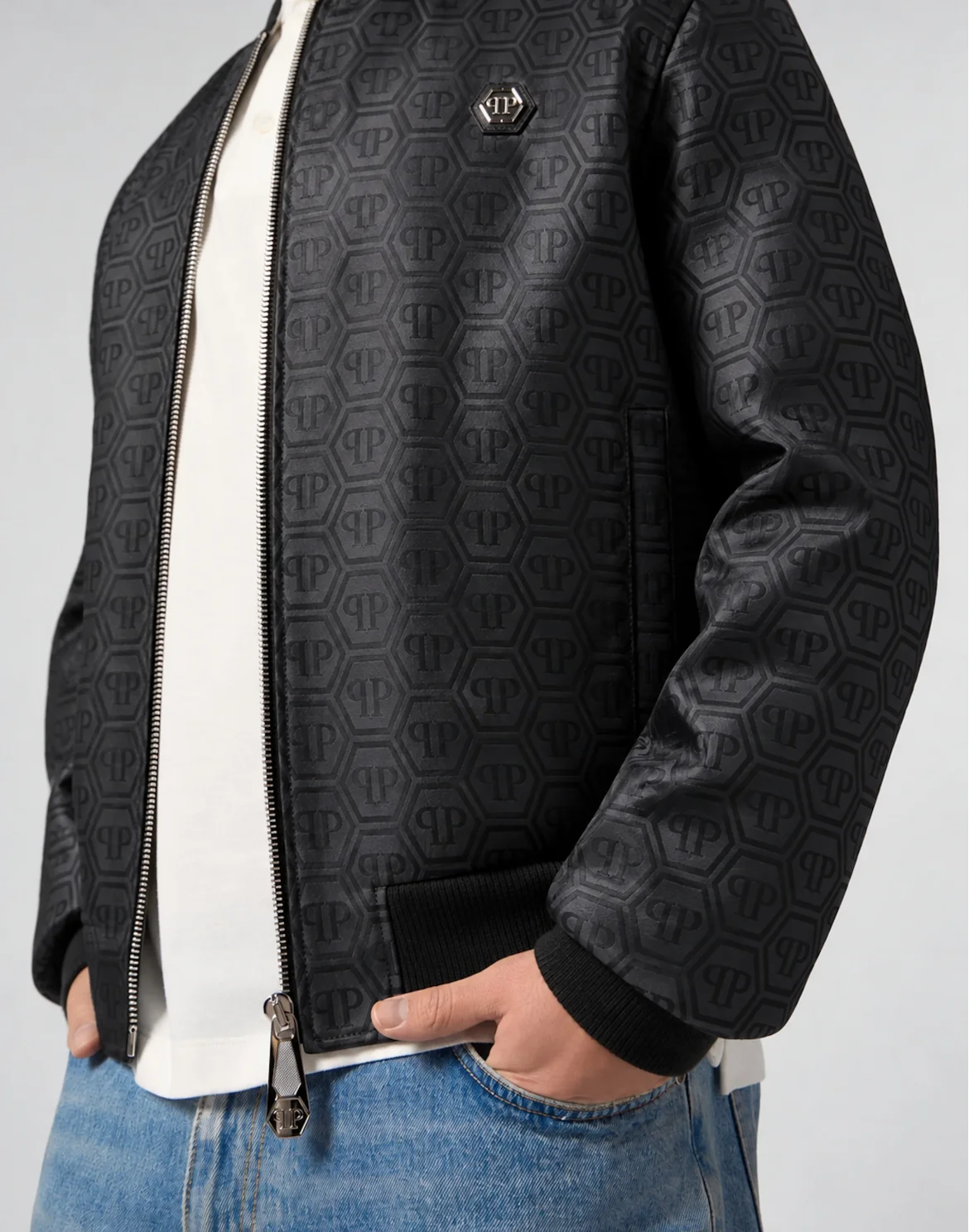 Nylon Bomber Jacquard Monogram, цвет: Черный