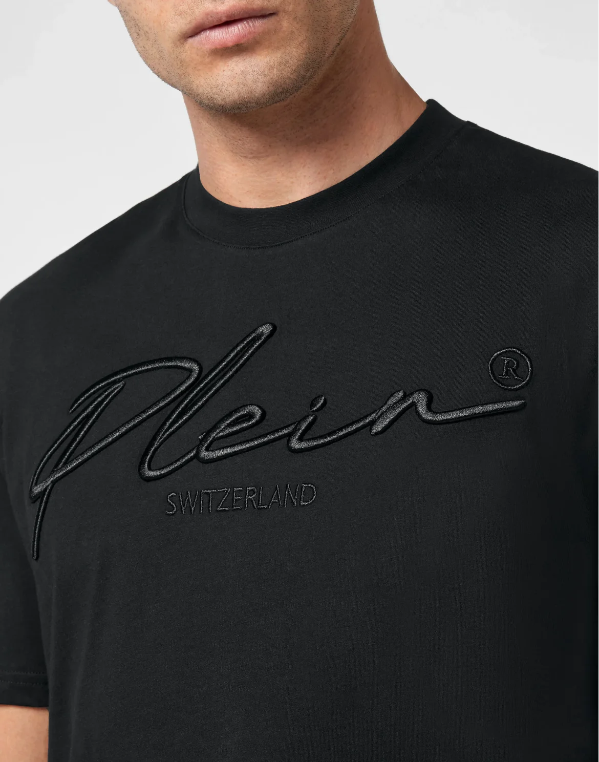 T-shirt Round Neck SS Signature, цвет: Черный