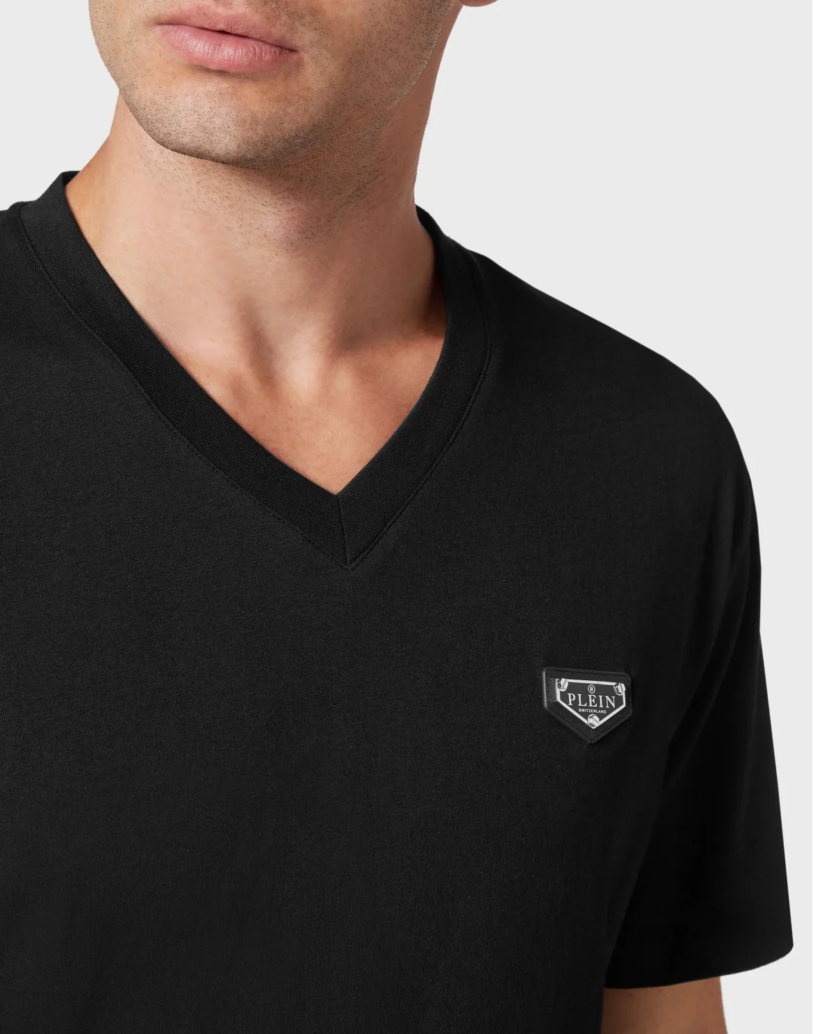 T-shirt V-Neck SS, цвет: Черный