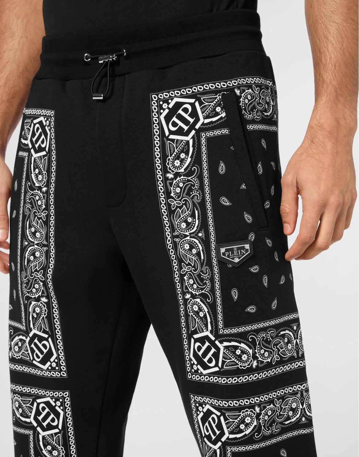 Trackpants Paisley, цвет: Черный